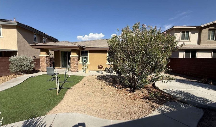 5519 Atrium Woods Ln, Las Vegas, NV 89135 - 4 Beds, 2 Bath
