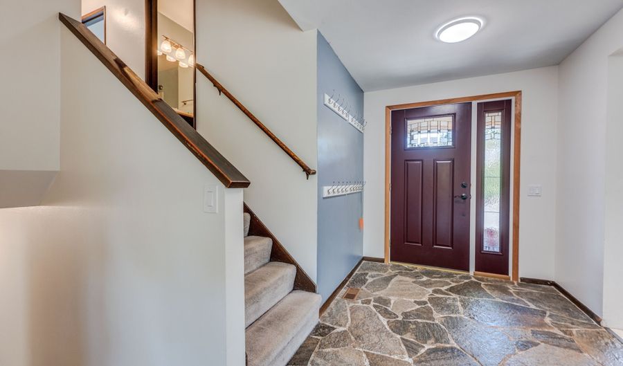 20775 SW VIENNA Dr, Beaverton, OR 97078 - 4 Beds, 3 Bath