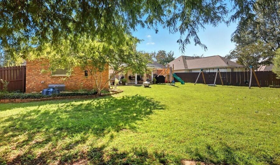 345 Avalon Way, Brandon, MS 39047 - 4 Beds, 2 Bath
