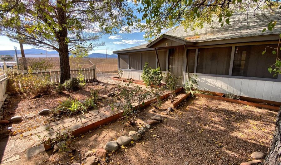 30 E Hance St, Camp Verde, AZ 86322 - 3 Beds, 2 Bath