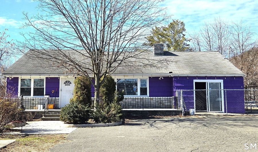 68 Mill Plain Rd, Danbury, CT 06811 - 0 Beds, 3 Bath