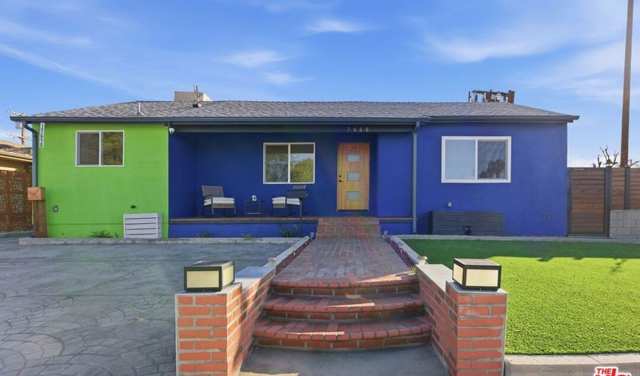 17660 Martha St, Encino, CA 91316 - 5 Beds, 4 Bath