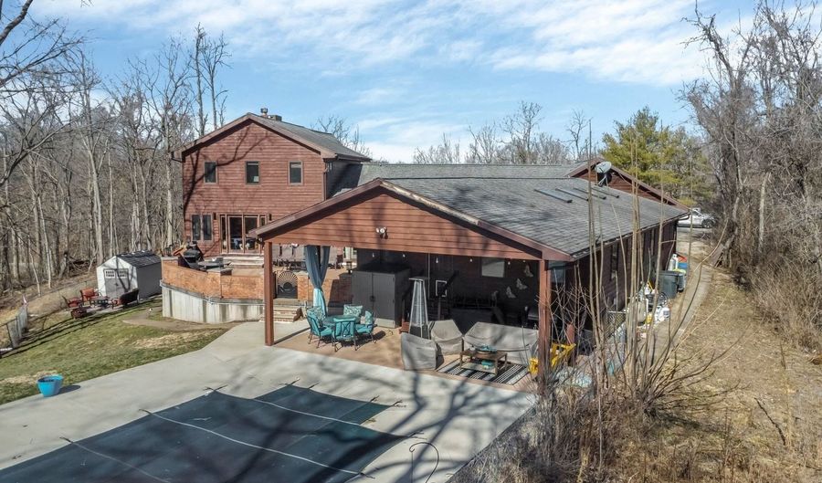 11425 Peach Ridge Rd, Athens, OH 45701 - 6 Beds, 7 Bath