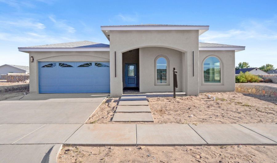 484 PLATEAU Dr, Socorro, TX 79927 - 4 Beds, 2 Bath