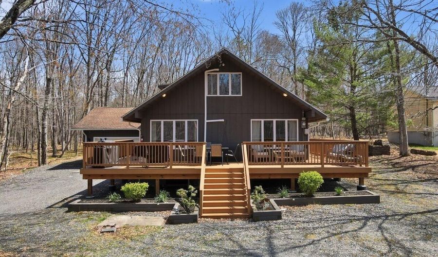 240 Keats Ln, Albrightsville, PA 18210 - 3 Beds, 2 Bath