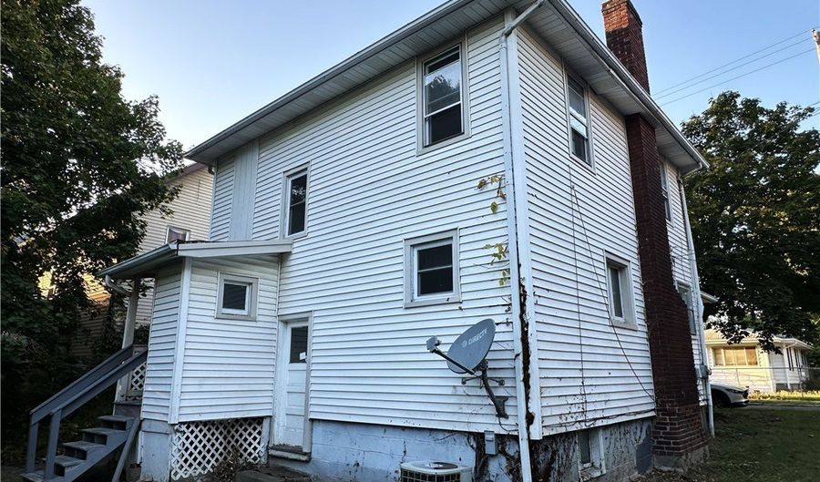 1178 Florida Ave, Akron, OH 44314 - 3 Beds, 1 Bath