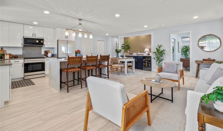 322 Anapalau St, Honolulu, HI 96825 - 3 Beds, 2 Bath