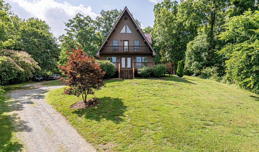 19657 Jeb Stuart Hwy, Abingdon, VA 24211 - 3 Beds, 2 Bath