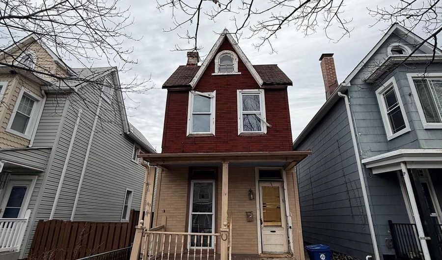 3113 BARCLAY St, Baltimore, MD 21218 - 2 Beds, 2 Bath