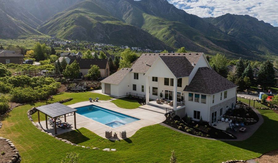 4292 SILVER SAGE Cir, Alpine, UT 84004 - 6 Beds, 7 Bath