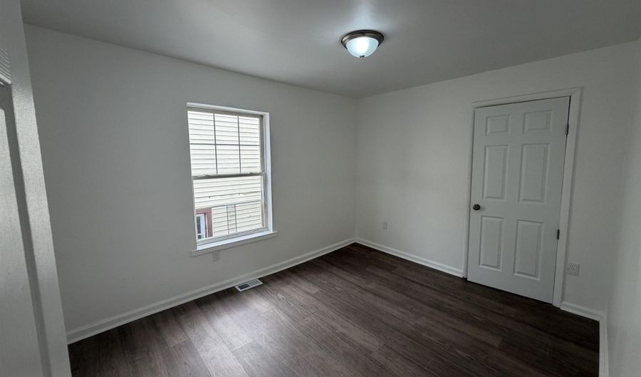 130 N Tennessee Ave Ave, Atlantic City, NJ 08401 - 6 Beds, 3 Bath