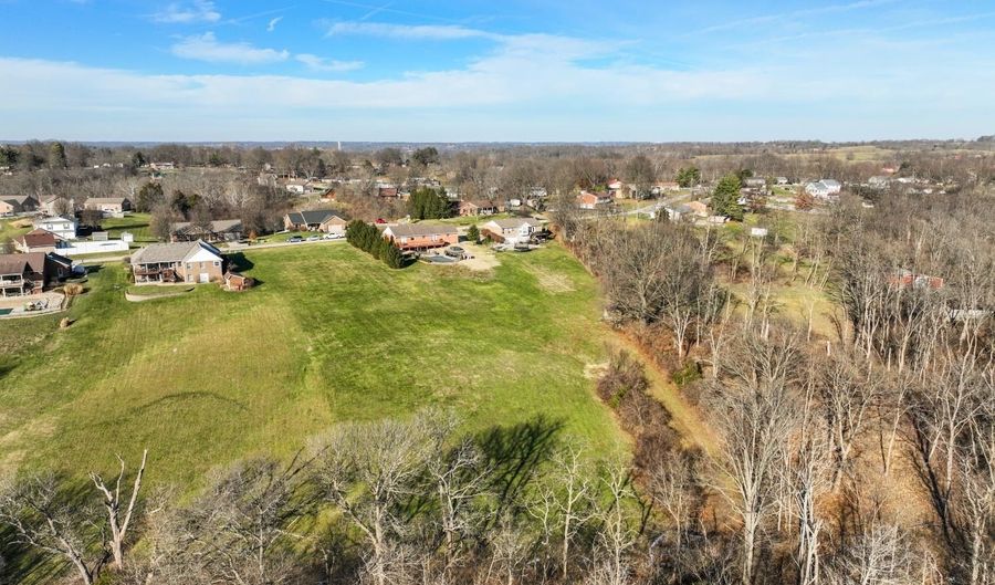 10616 Trevor Dr, Aurora, IN 47001 - 4 Beds, 3 Bath