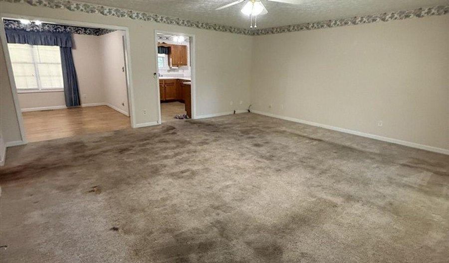 704 Leayou Rd, Alvaton, KY 42122 - 4 Beds, 3 Bath