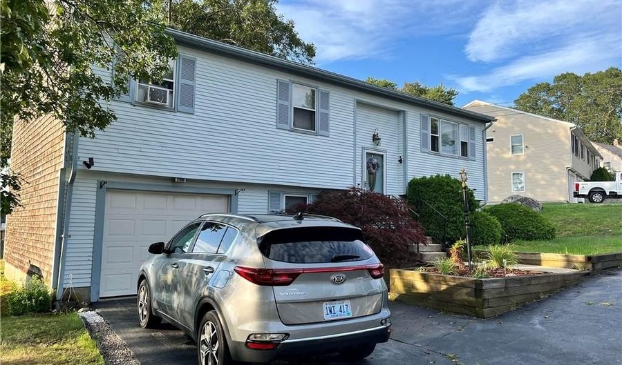 20 Camelia Dr, Cranston, RI 02920 - 3 Beds, 2 Bath