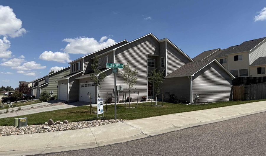 2733 Lanner St, Casper, WY 82601 - 3 Beds, 3 Bath