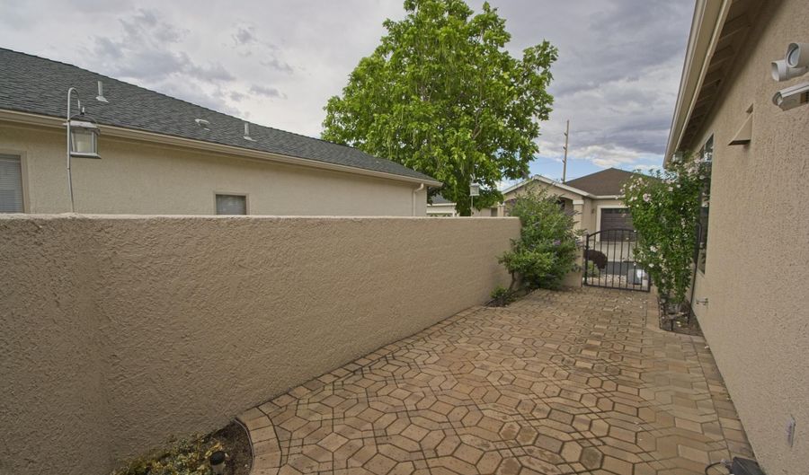 1558 Teal Dr, Carson City, NV 89701 - 3 Beds, 2 Bath