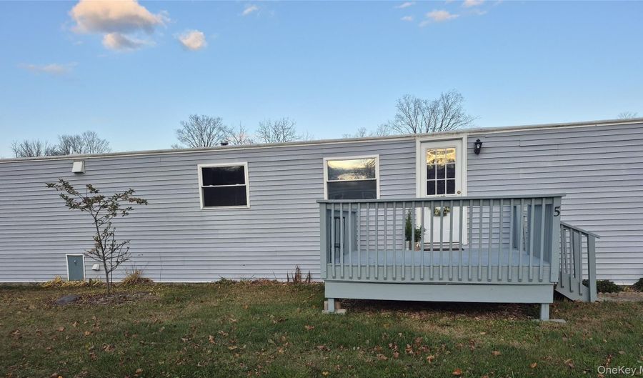 363 Mettacahonts Rd 5, Accord, NY 12404 - 2 Beds, 1 Bath