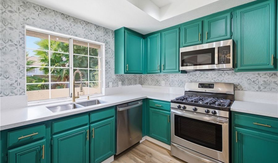 315 Seine Way 315, Henderson, NV 89014 - 2 Beds, 2 Bath
