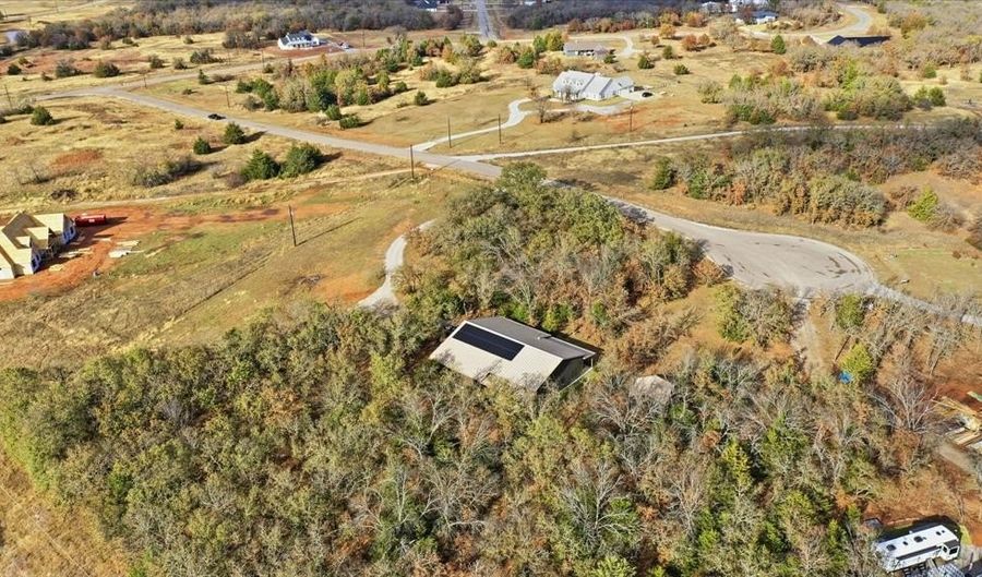 114 Bear Cat Ct, Alvord, TX 76225 - 3 Beds, 2 Bath