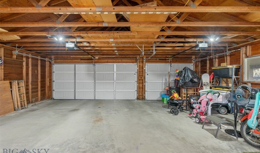 303 Cypress St, Anaconda, MT 59711 - 4 Beds, 2 Bath