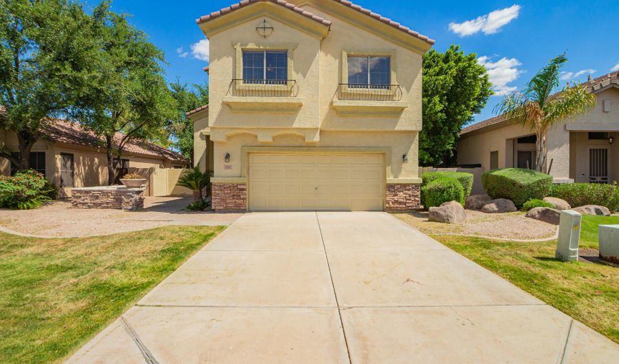 3327 S FELIX Way, Chandler, AZ 85248 - 4 Beds, 3 Bath