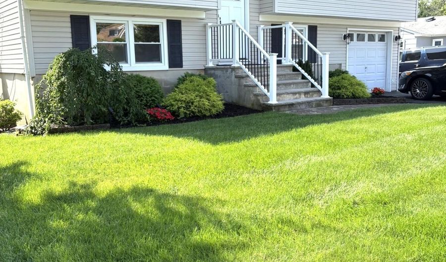 645 Ensign Ave, Beachwood, NJ 08722 - 4 Beds, 2 Bath