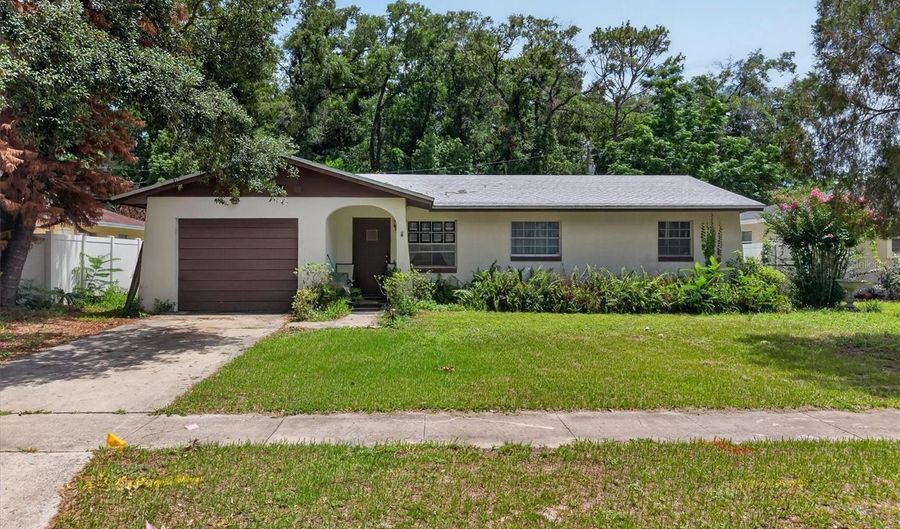 2134 DEANNA Dr, Apopka, FL 32703 - 3 Beds, 2 Bath