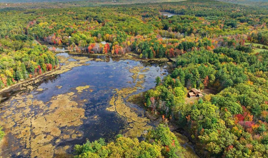 733 North Rd, Candia, NH 03034 - 3 Beds, 2 Bath