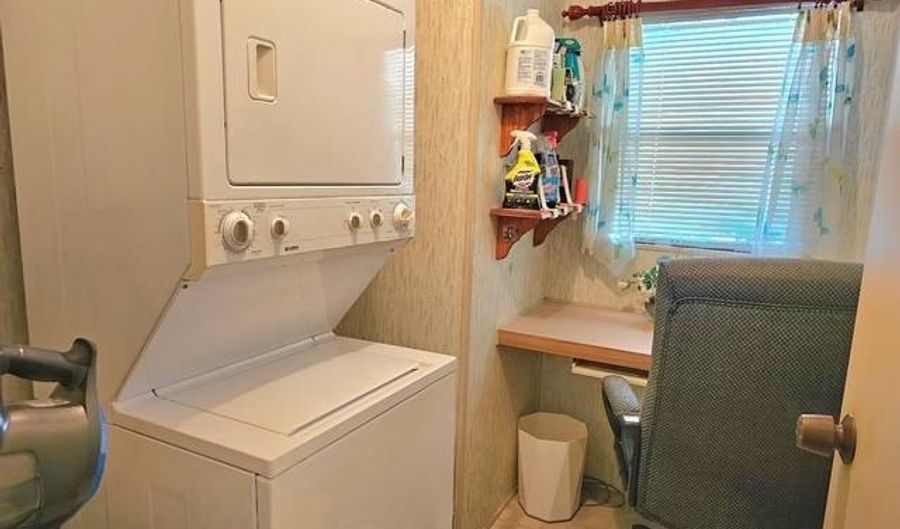 478 E. Palmer Dr, Avon Park, FL 33825 - 2 Beds, 2 Bath