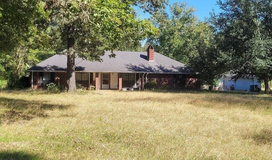 5155 VICTORY Ln, Bastrop, LA 71220 - 3 Beds, 3 Bath