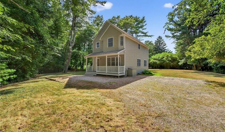 11 Soneric Ln, Richmond, RI 02812 - 3 Beds, 2 Bath