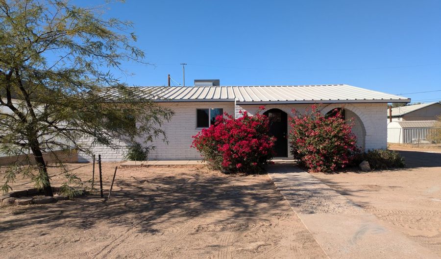 513 N LINCOLN Ave, Casa Grande, AZ 85122 - 3 Beds, 2 Bath