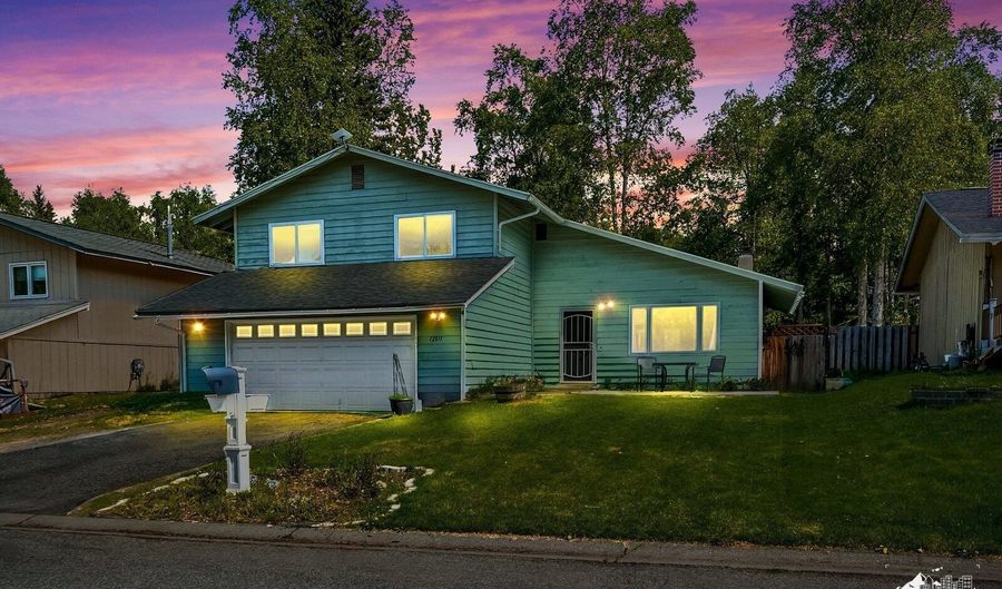 12811 Silver Spruce Dr, Anchorage, AK 99516 - 3 Beds, 3 Bath