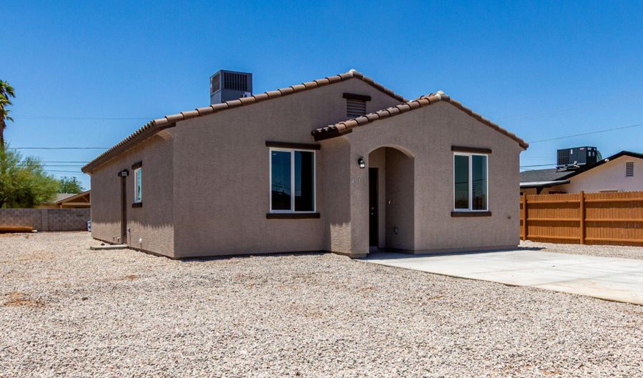415 N COOLIDGE Ave, Casa Grande, AZ 85122 - 3 Beds, 2 Bath