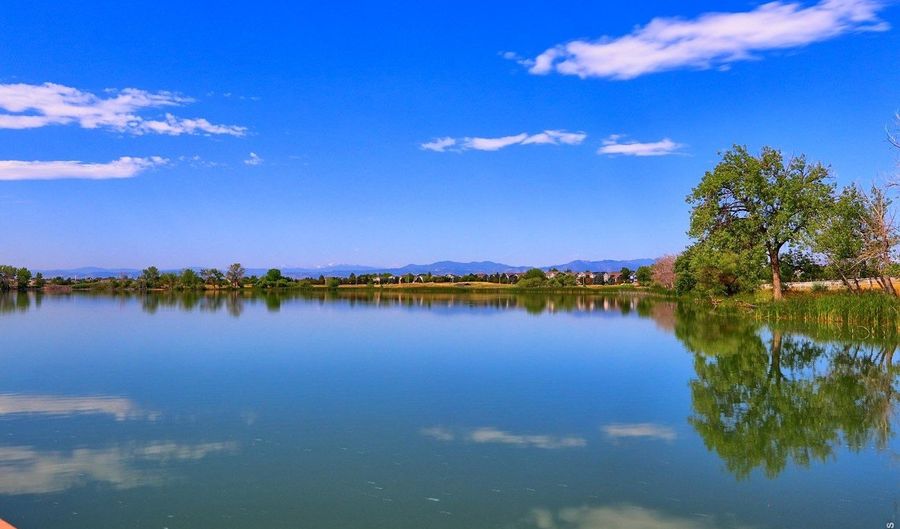 2550 Winding River Dr F1, Broomfield, CO 80023 - 3 Beds, 4 Bath