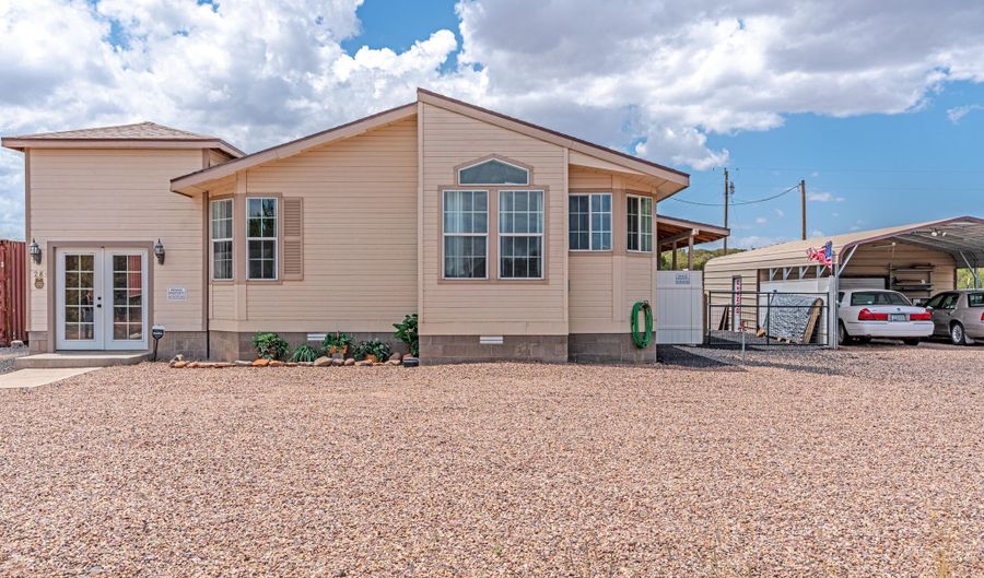 28 Green Dr, Concho, AZ 85924 - 3 Beds, 2 Bath