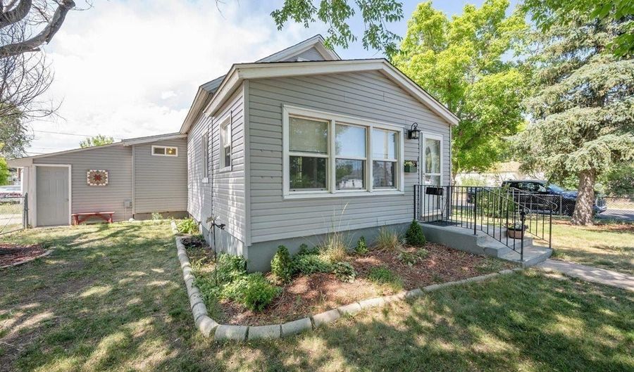 522 E 2ND St, Cheyenne, WY 82007 - 2 Beds, 1 Bath