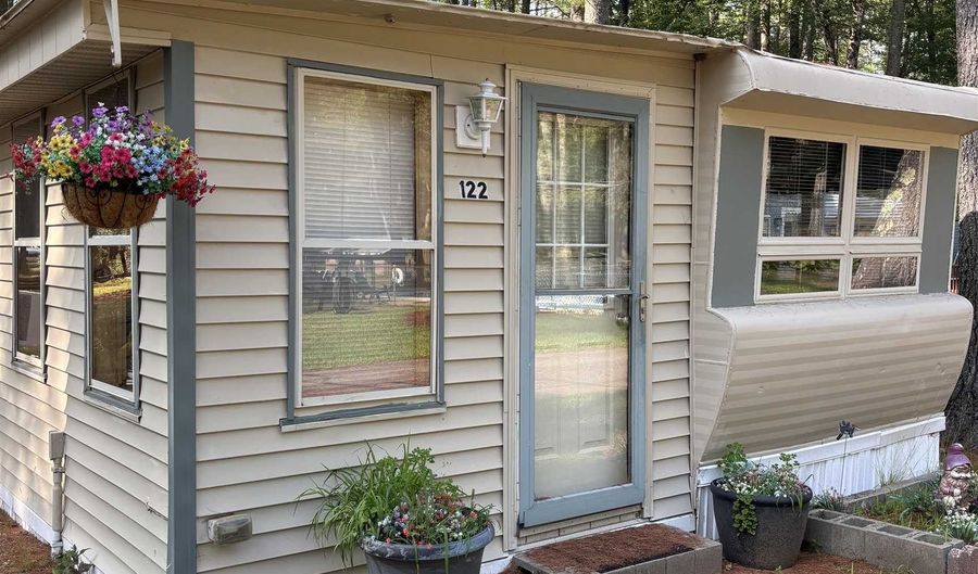 122 Chickadee Ln, Alton, NH 03809 - 1 Beds, 1 Bath