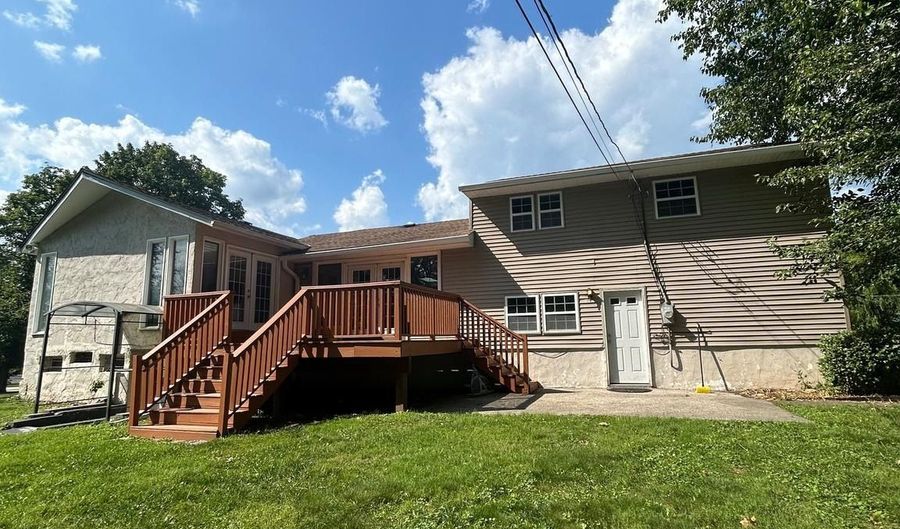 2560 BETZWOOD, Audubon, PA 19403 - 4 Beds, 3 Bath