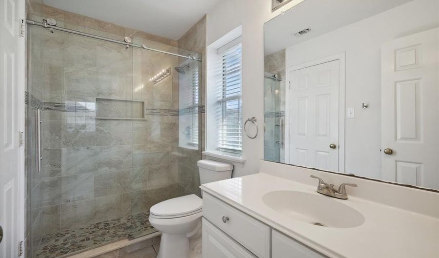 14625 Windsor Ct, Addison, TX 75001 - 3 Beds, 3 Bath