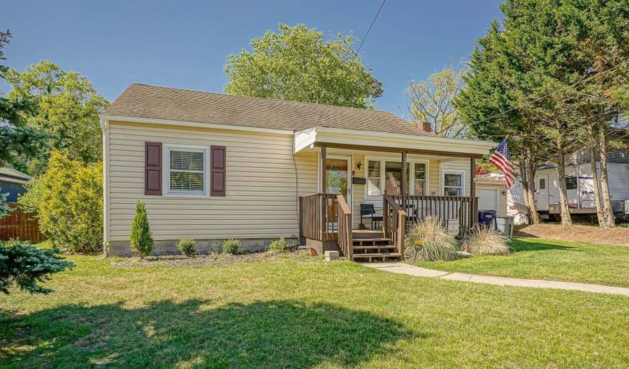 317 Pine St, Absecon, NJ 08201 - 3 Beds, 1 Bath