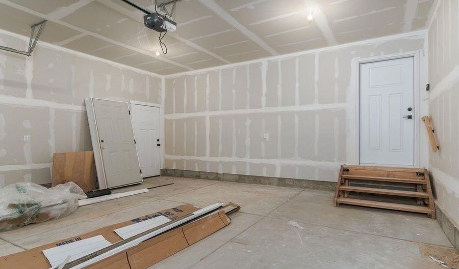 601 5th, Aberdeen, ID 83210 - 4 Beds, 2 Bath