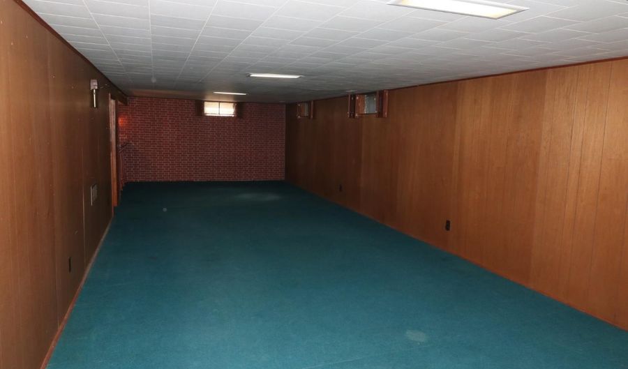 324 Hillcrest Ave, Batesville, IN 47006 - 3 Beds, 2 Bath