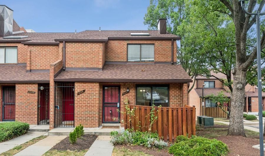 3437 SUMMIT Ct NE #3437, Washington, DC 20018 - 3 Beds, 2 Bath