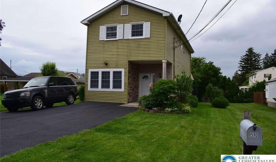 1510 S Lewis St, Allentown, PA 18103 - 3 Beds, 2 Bath