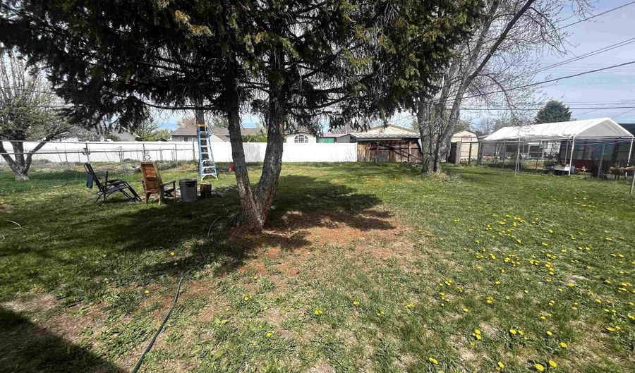 238 Mingo Ln, Chubbuck, ID 83202 - 3 Beds, 2 Bath