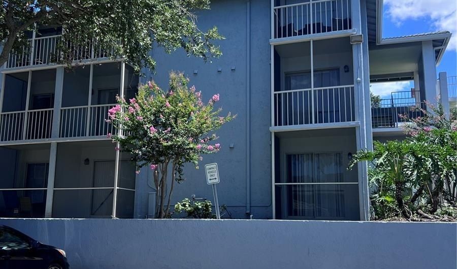 126 BLUE POINT Way 100, Altamonte Springs, FL 32701 - 1 Beds, 1 Bath