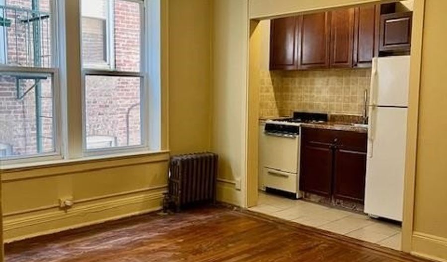 5-7 KELLY Pkwy 202, Bayonne, NJ 07002 - 1 Beds, 1 Bath