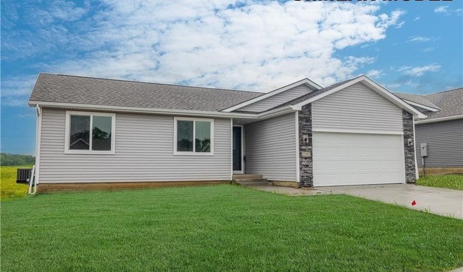 25088 Bluebird Cir, Adel, IA 50003 - 3 Beds, 2 Bath