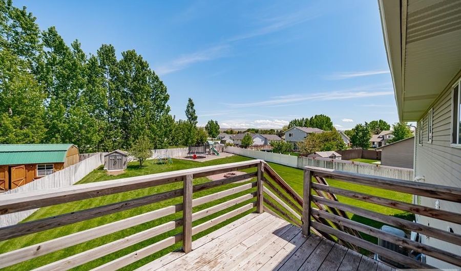2189 S Frontier Dr, Ammon, ID 83406 - 4 Beds, 3 Bath